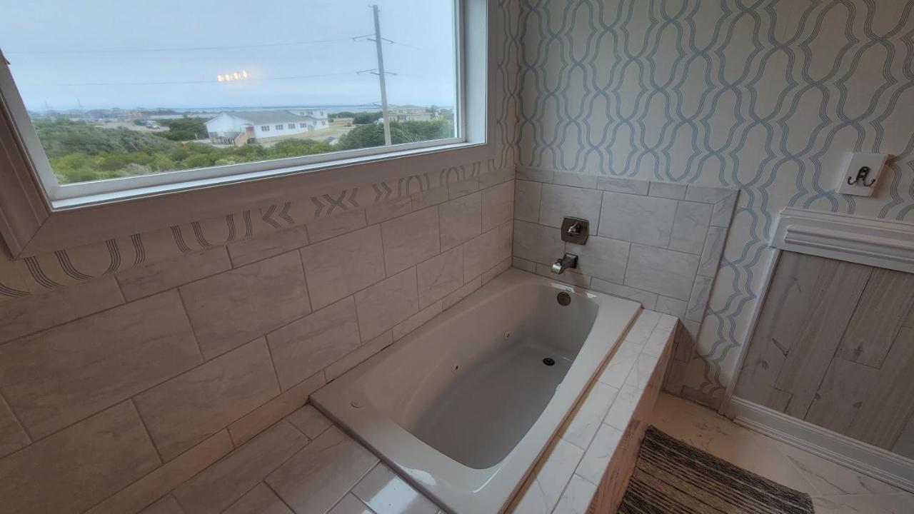 8018 Beach Rd, Semi-Oceanfront, Pool/Hot Tub Nags Head Eksteriør bilde