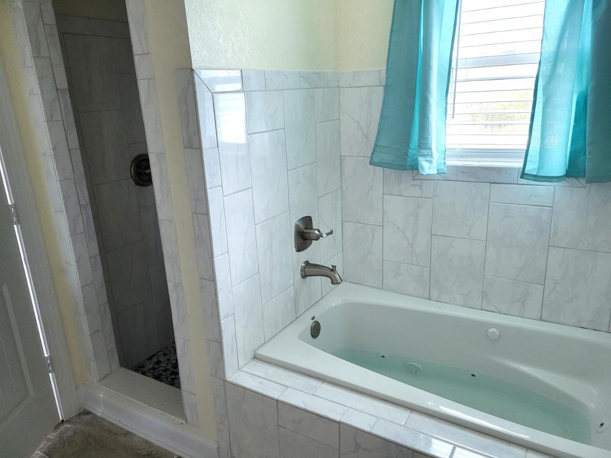 8018 Beach Rd, Semi-Oceanfront, Pool/Hot Tub Nags Head Eksteriør bilde